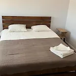 Central Apartment 曼加利亚