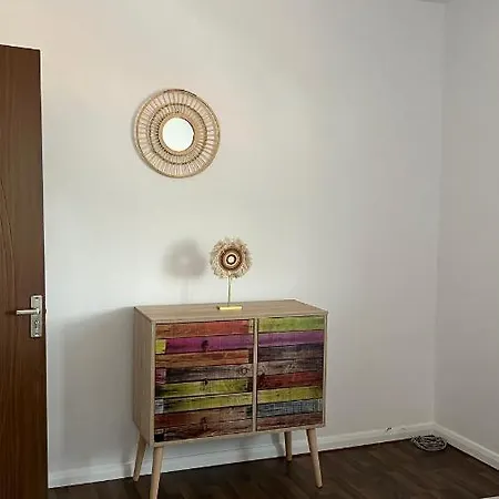 Central Apartment *